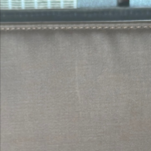 Kate Spade Brown Shoulder Bag with Textured Fabric - Picture 5 of 8